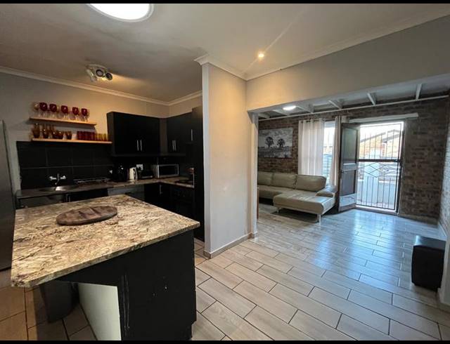 4 BEDROOM HOUSE FOR SALE IN GLENWOOD